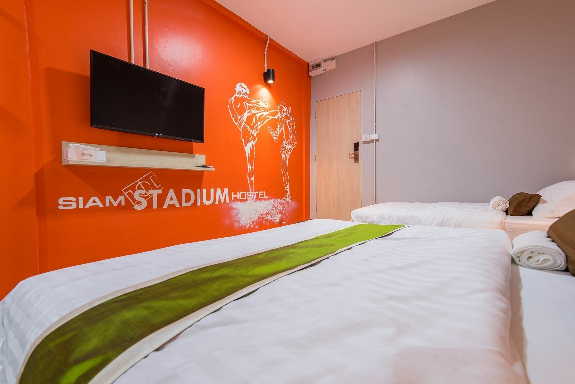 Siam Stadium Hostel Bangkok Exterior foto
